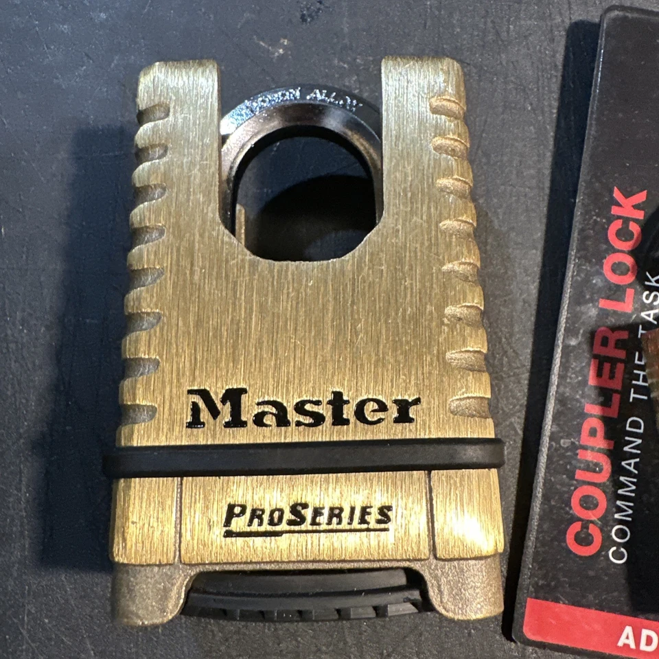 1 Cerradura de Combinación Restablecible Máster Proseries 1177D, 1- Bloqueo de Acoplador Roto Ajustable Foto 2 de 4