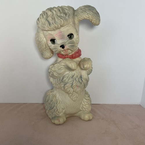 1962 Edward Mobley sitzender hübscher Pudel Hund Quietschspielzeug blinzelnde Augen Vintage