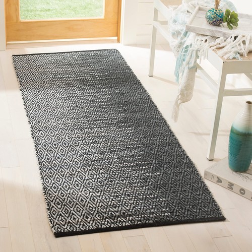 Vintage Leather Collection Accent Rug - 2' x 3', Light Grey & , Handmade Mode... - Picture 5 of 5