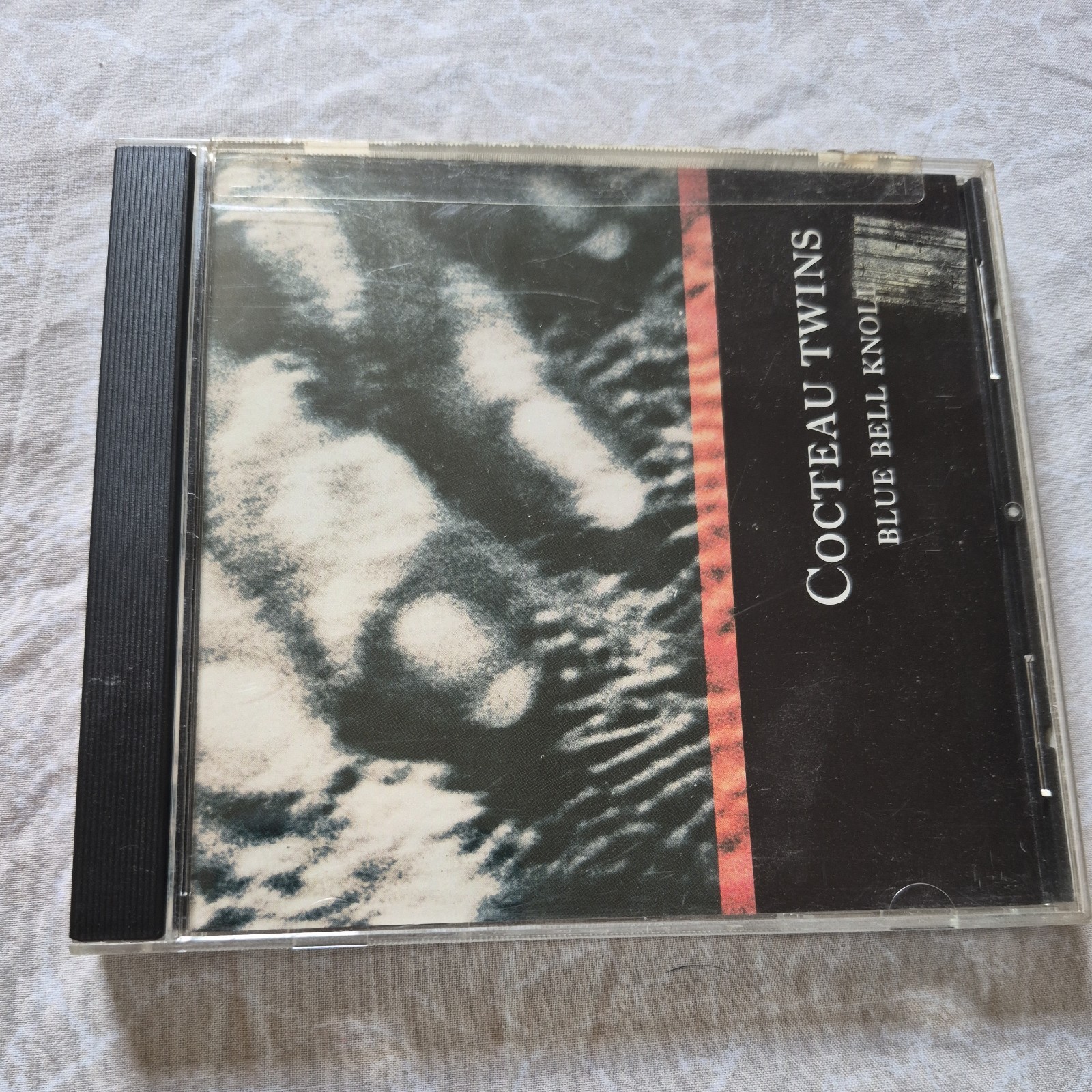 Cocteau Twins - Blue Bell Knoll   CD 1990