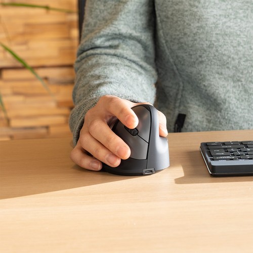 8719274490470 R-Go Mouse HE ergonomic right-hand Bluetooth black/silver retail N - Picture 3 of 5
