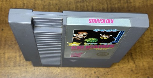 Kid Icarus (Nintendo Entertainment System, 1987) NES 5 Screw Cartridge Tested - Picture 2 of 5