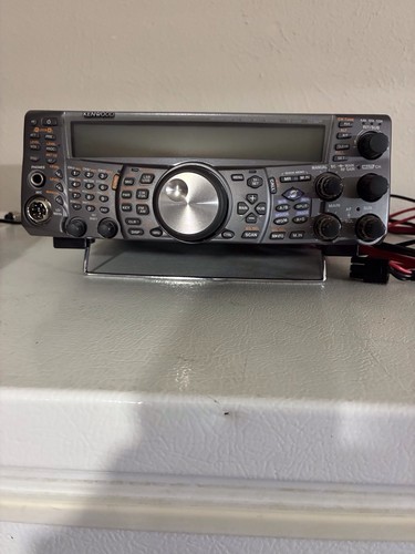 Kenwood TS-2000 Quad Band Ham Transceiver HF/50/144/440/(1200) LCD
