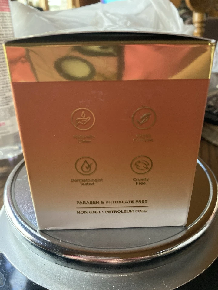 Crema de día iluminadora de vitamina C y colágeno Clear Visage 1,69 fl oz nueva en caja Foto 3 de 4