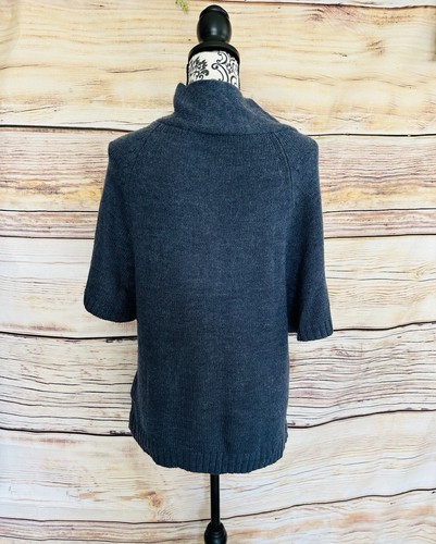 Iz Byer blauer kurzärmliger Pullover mit Knöpfen und Wasserfallausschnitt und Taschen Größe XL - Bild 3 von 12