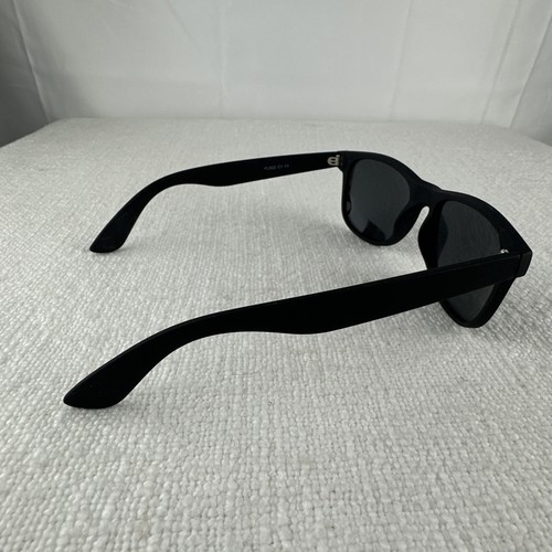 Men’s Classic Wayfare Style Black Full Rim Sunglasses w/ Black Lenses Retro - Picture 7 of 15