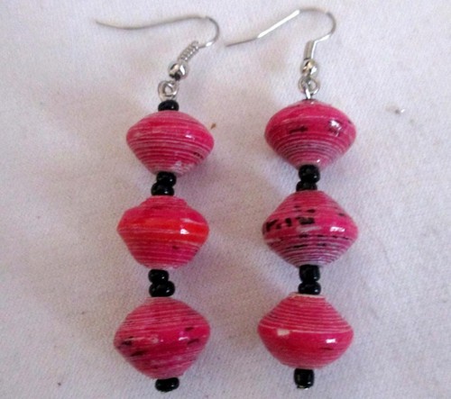 2 1/2 Zoll 3 Perlen Ohrhänger Rose Mix Recyclingpapier Perle Silberdrähte - Bild 1 von 2