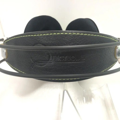 AKG Q701 White Quincy Jones Signature Reference-Class Premium Headphones - Picture 7 of 9