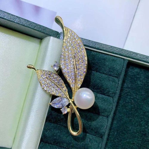 Luxury Rhinestone Leaves Brooch Simple Pearl Metal Corsage Accessories Jewelry - Picture 6 of 6