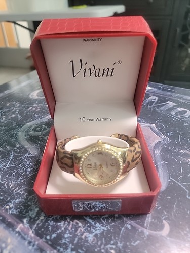 Vivani Quartz Watch/Cuff Hinge/ Cheetah Print W/ Gold & Crystal Face/NEW/ READ - Picture 1 of 15