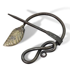GOLDEN LEAF FORGED PENANNULAR MEDIEVAL JEWELRY BROOCH FOR CLOAK SHAWL ROBE SCARF
