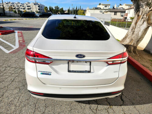 2018 Ford Fusion SE - Picture 7 of 12