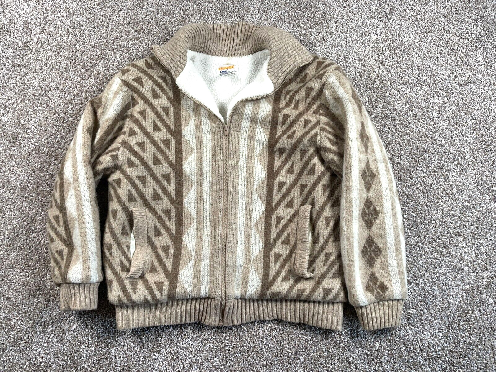 Sherpa Lined Aztec Pattern Zip Up Jacket Adult La… - image 2