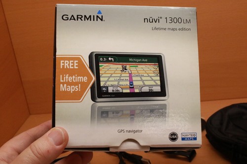 GARMIN NUVI 1300LM (LIFETIME MAPS EDITION) Bundle Tested + Case & Stylus (NICE) - Picture 18 of 23
