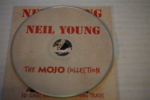 Neil Young The Mojo Collection 10 Classic + Rare Neil Young Tracks Promo CD 2022 - Foto 3 di 4