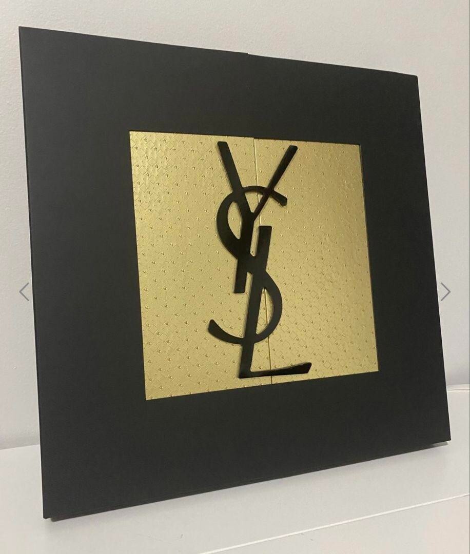 YSL イブサンローラン　2022 ノエル　アドベント カレンダー【6096m】 イヴ・サンローラン / ノエル アドベント カレンダーの公式商品