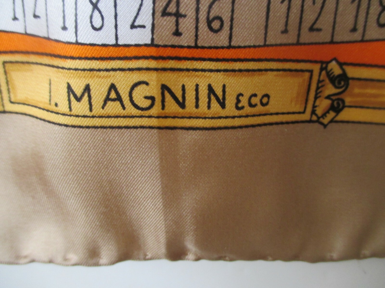 I. MAGNIN/Ray Strauss tan white silk vintage scar… - image 3