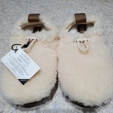 NWOB TODDLER LITTLE KIDS 11 NATURAL UGG PLUSHY FAUX SHEARLING SLIPPERS 1143792T