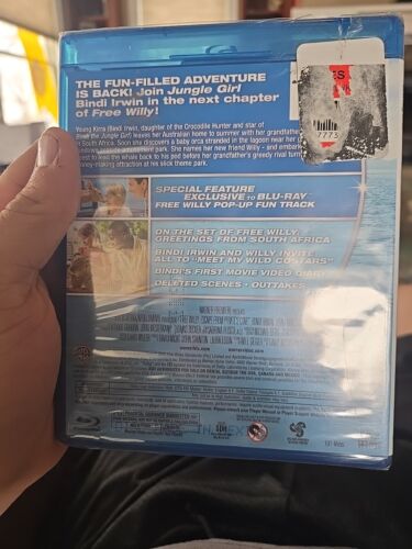 Free Willy: Escape from Pirate's Cove (Blu-ray, 2010) Neu - Bild 2 von 2