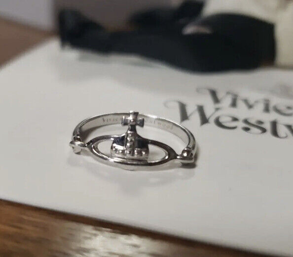 Vivienne Westwood Vendome ring Silver XS (No.5.5-6) From Vivienne Westwood Vendome ring Silver XS (No.5.5-6) From