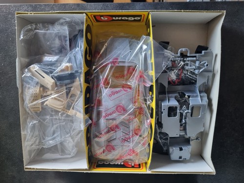BBURAGO 7041 LAMBORGHINI DIABLO 1990 1:18 Metal Kit - SIGILLATO Scocca Grezza - Foto 9 di 10
