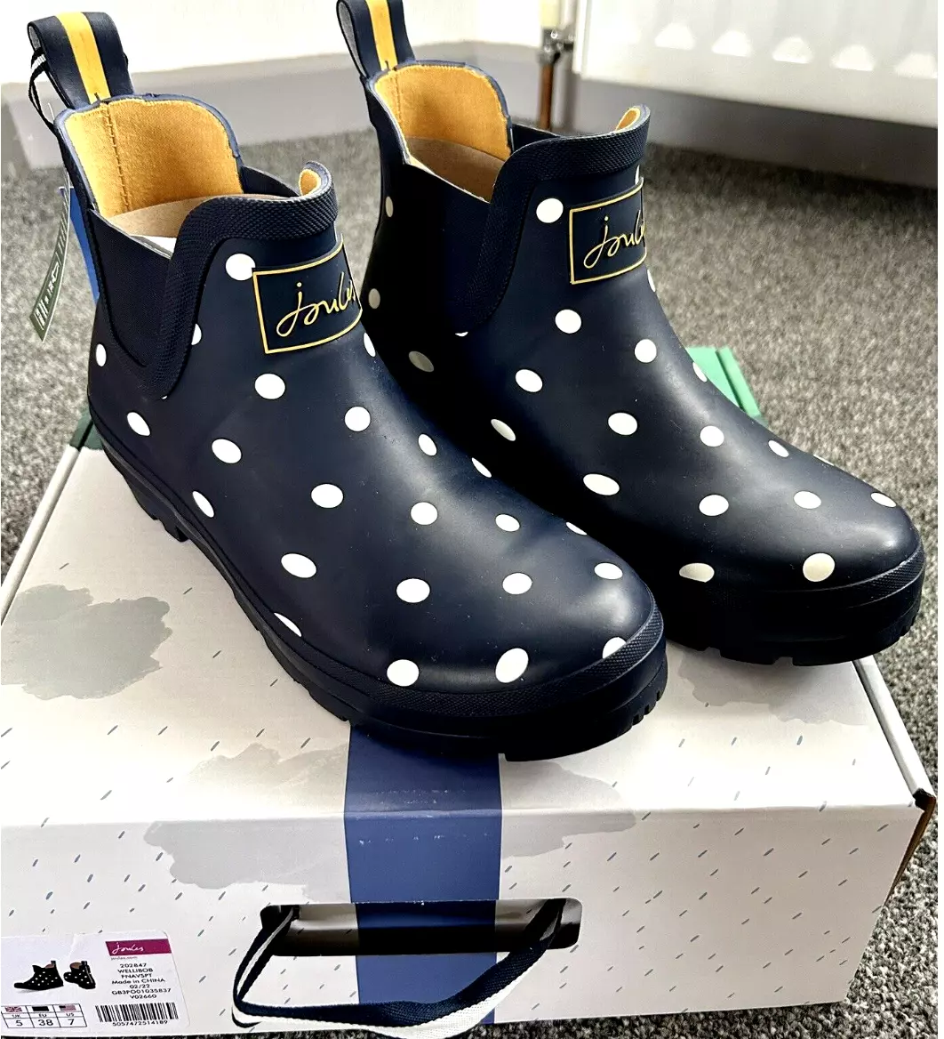 Ankle wellington store boots tesco