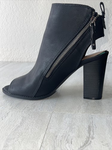 Apt 9 Peep Toe/Open Heel Faux Leather Side Zips Sz 8.5 Black Ankle Booties Flaws - Picture 11 of 19