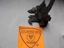 FORD D2AZ-16700-A HOOD LATCH