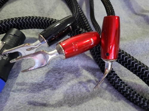 Audioquest Rel type Sub cable. 11ft. Built well. retail. $279+ - Picture 3 of 4