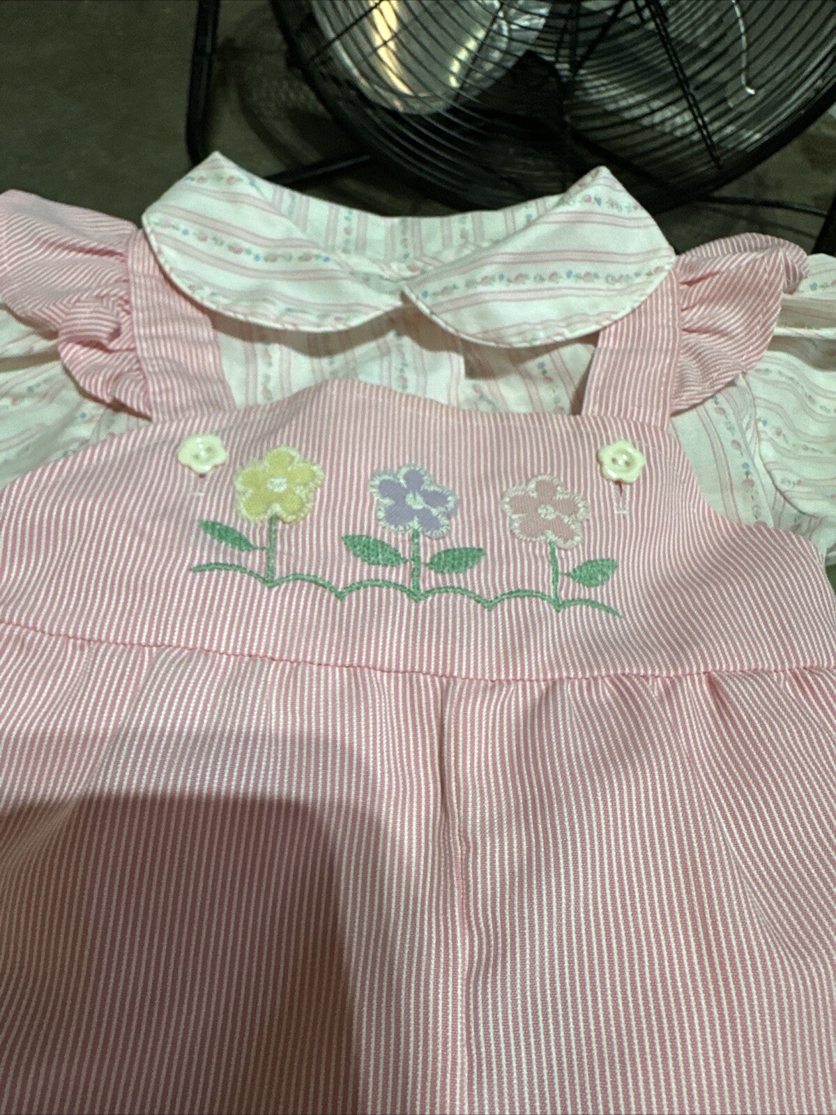 Picture 2 of 5
