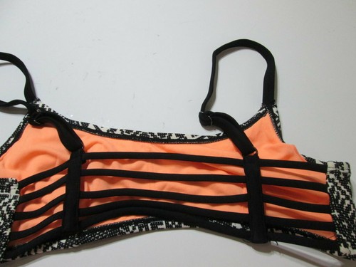 Xhilaration Women Size M Bikini Top Black/White Wireless Unlined Spaghetti Strap - Picture 2 of 5