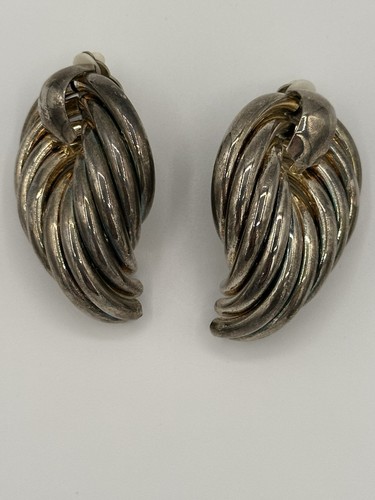 Vintage Silver Tone Clip on Earrings Rope Twist Tiered Tubes 80's Bold Statement - Picture 5 of 5
