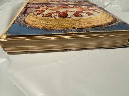 The Beta Sigma Phi International Cookbook Desserts Vintage 1968 - Foto 6 di 7