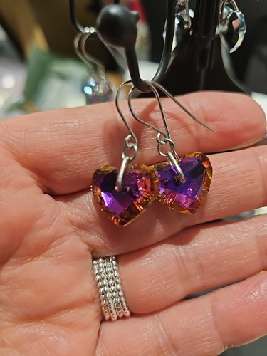 Pendientes corazones de cristal AB púrpura-naranja de acero inoxidable - Imagen 3 de 6