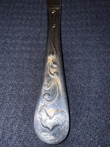 Retired CAMBRIDGE SCROLL ROOSTER STAINLESS STEEL FLATWARE 9 1/4” DINNER KNIVES - Picture 3 of 16