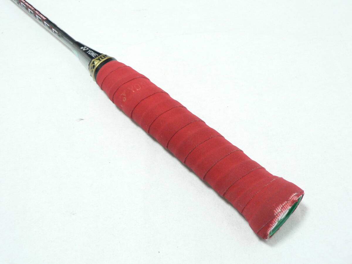 YONEX バドミントンラケット・ NANOSPEED 2000・CARBON YONEX ☆送料無料☆YONEX ナノスピード2000☆ガット無料＋加工費