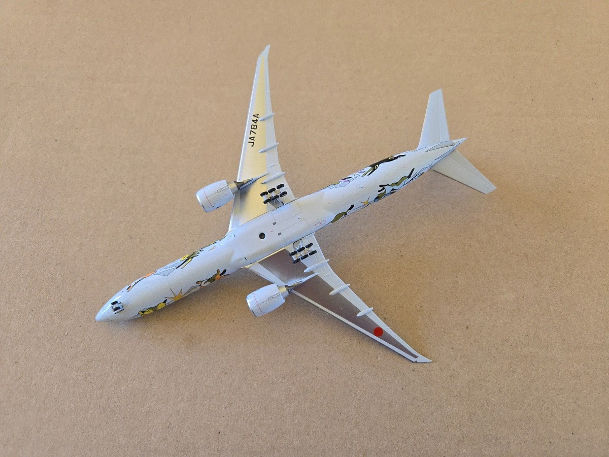 1:400 Boeing 777-300 ANA All Nippon Airways JA784A Pokemon Eevee