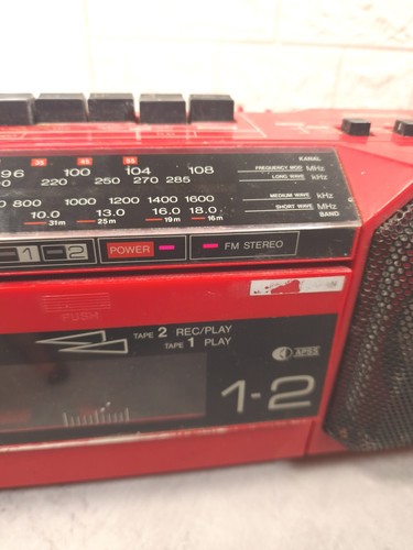 Sharp WQ-T282(R) Red Retro Stereo Radio Cassette Recorder Vintage Garage - Picture 4 of 12