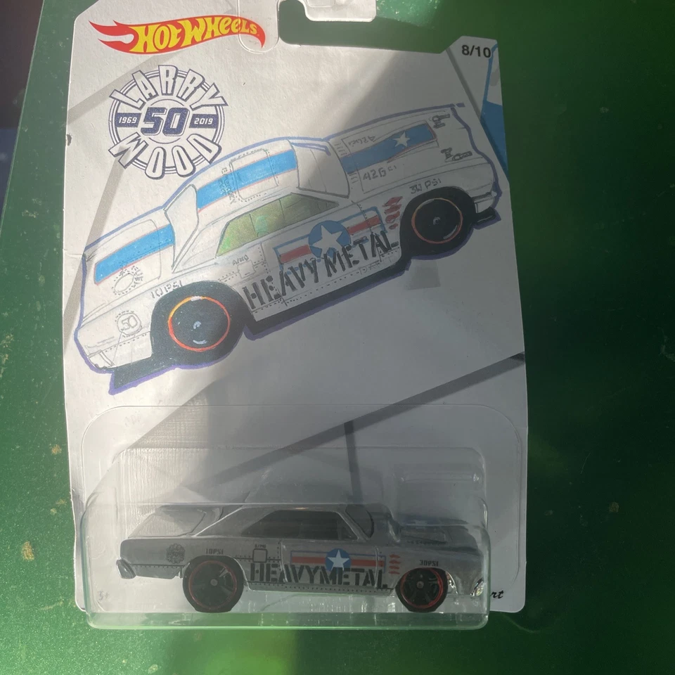 Dodge Dart 1968 Hot Wheels Larry Wood 50 años Heavy Metal Foto 2 de 4