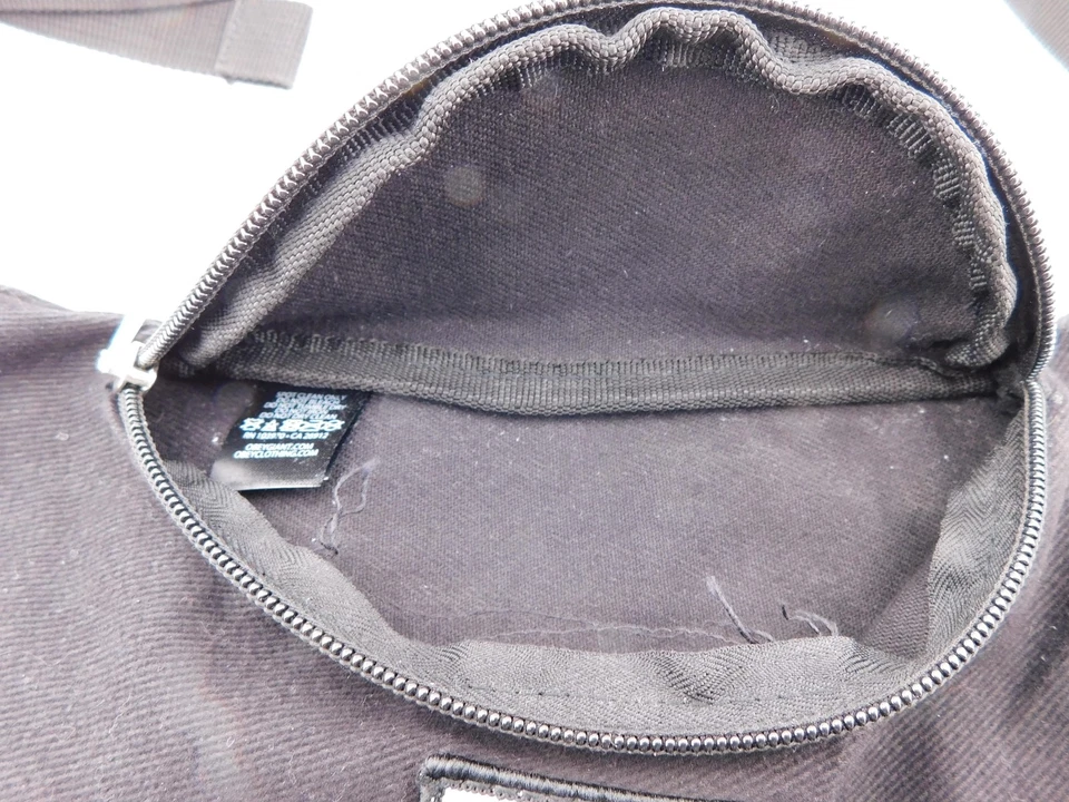 Obey Riñonera Negra Cintura Paquete Cinturón Bolso Cremallera Bolsillo Correa Ajustable Logo Parche Foto 3 de 4