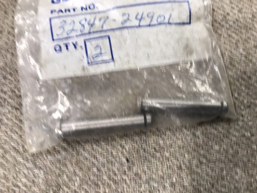 NOS Datsun 1979-1987 280ZX 200SX 810 720 Transmission Shifter Pin Stopper 2x - Picture 2 of 2