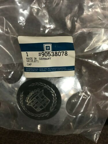 CADILLAC 1997-99 CATERA OEM NOS GM# 90538078 CENTER WHEEL CAPS 1 SET OF 4 - Picture 3 of 6