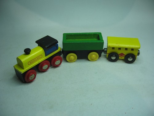 TRAIN ENGINE & TENDER Set binari treno in legno (adatti a Brio Thomas) NR14 - Foto 2 di 4