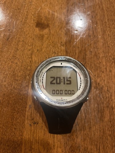 SUUNTO D9 DIVE COMPUTER AIR / NITROX - WRIST WATCH.