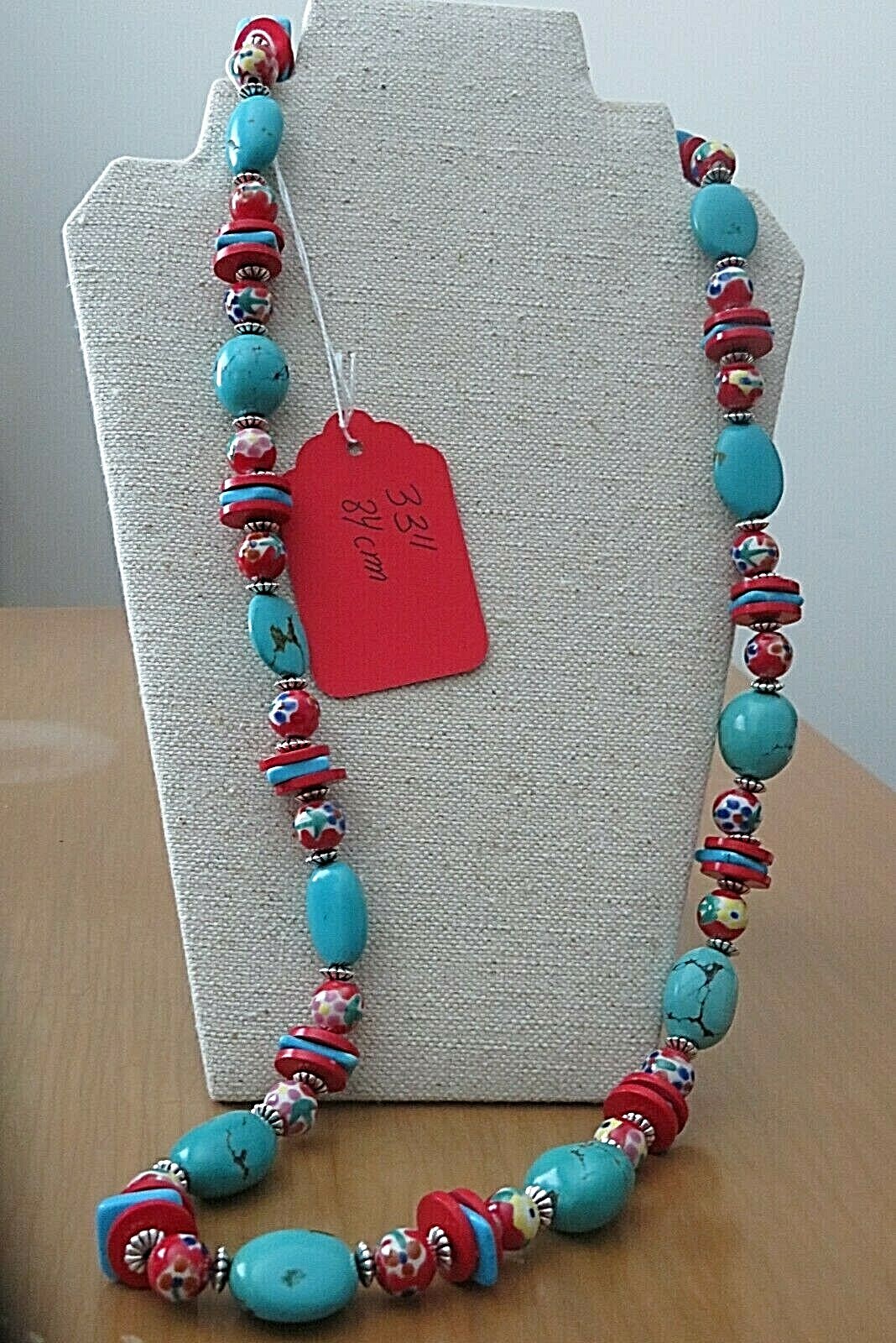 COLLAR Medios Mixtos, Rojo/Turquesa/Plata, Collar Distintivo, 33",84 cm.