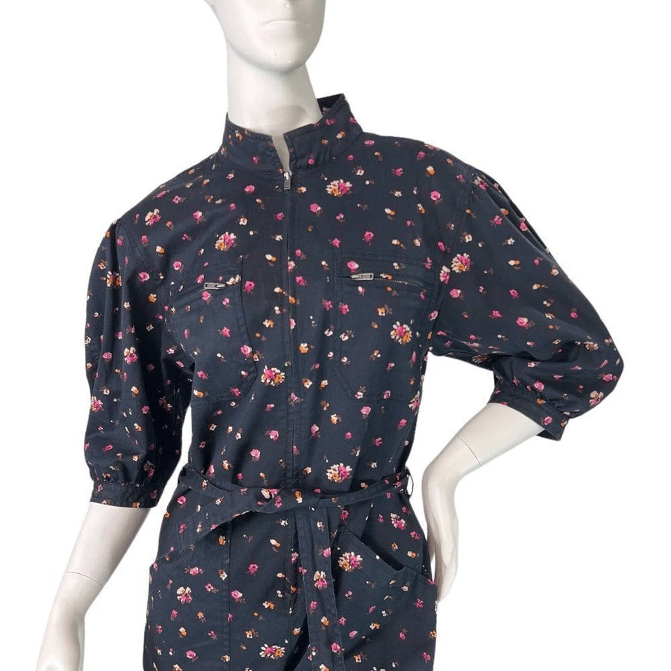 Macacão Rebecca Taylor preto floral com zíper mangas folhadas, colarinho mandarim tamanho 0 - Imagem 3 de 4