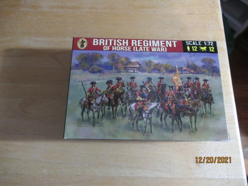 Strelets #255 British Regiment of Horse (Late War) 1/72 Scale 12 Mounted in Red - Picture 1 of 2