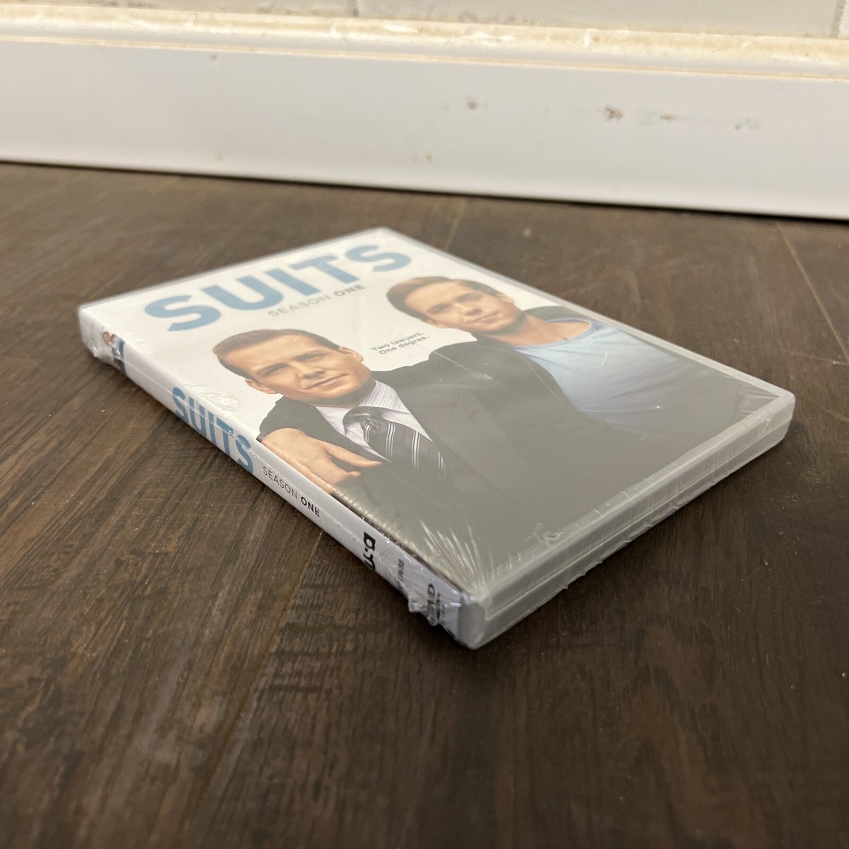 Suits: The Complete First Season 1 DVD Set Brand NEW SEALED