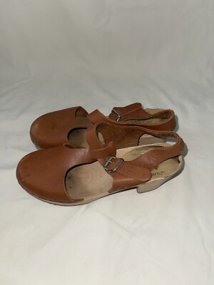 Lotta from Stockholm Highwood T Bar Leather Clogs Women's