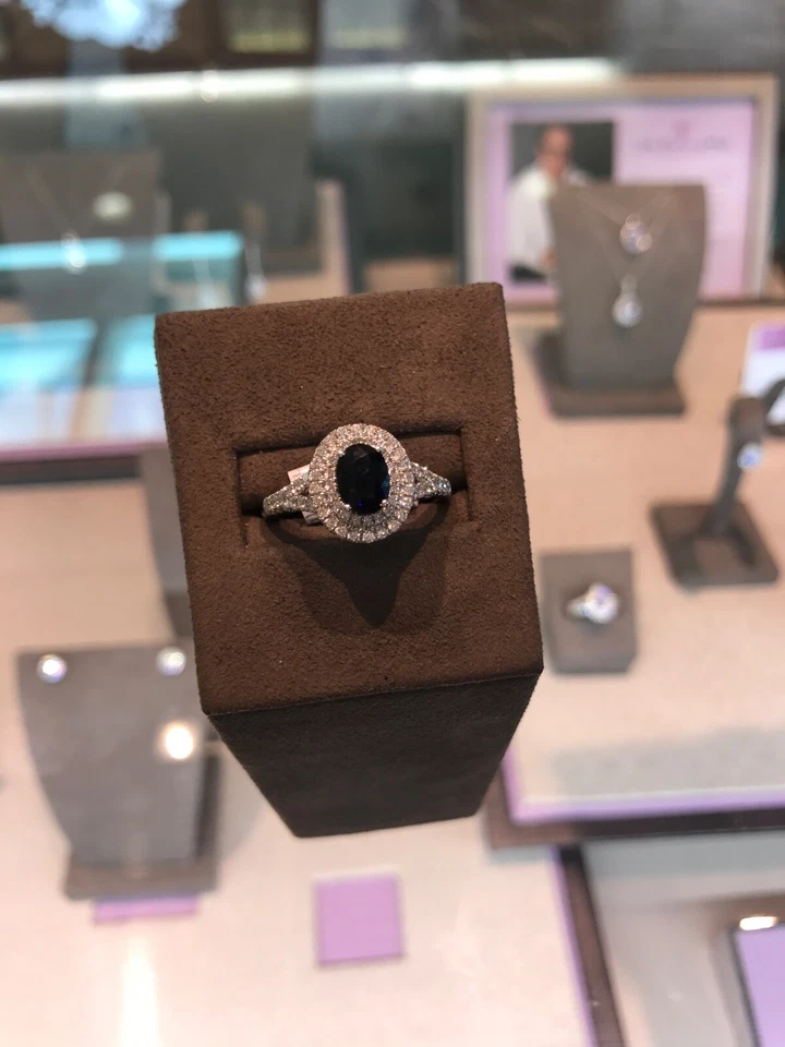 Impresionante conjunto de diamantes zafiro colección Signature de Michael Hill Foto 3 de 4
